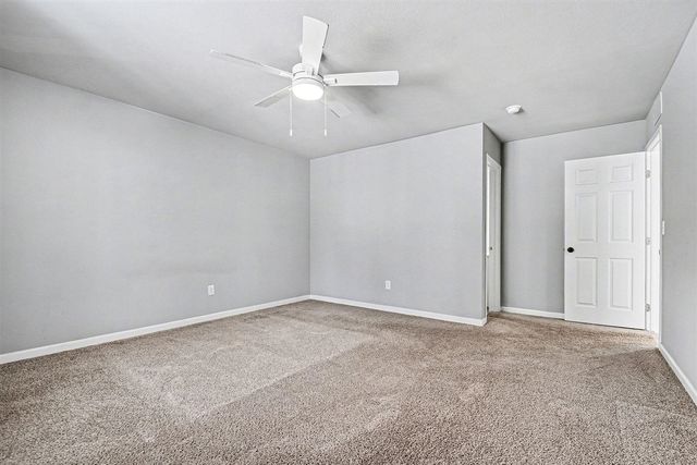 553 N Cygnet Lake Drive, Benton Harbor, MI 49022