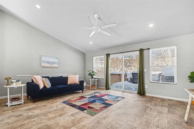 553 N Cygnet Lake Drive, Benton Harbor, MI 49022