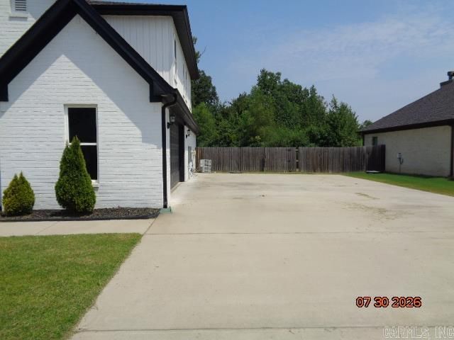 2928 Creekside Drive, Alexander, AR 72002