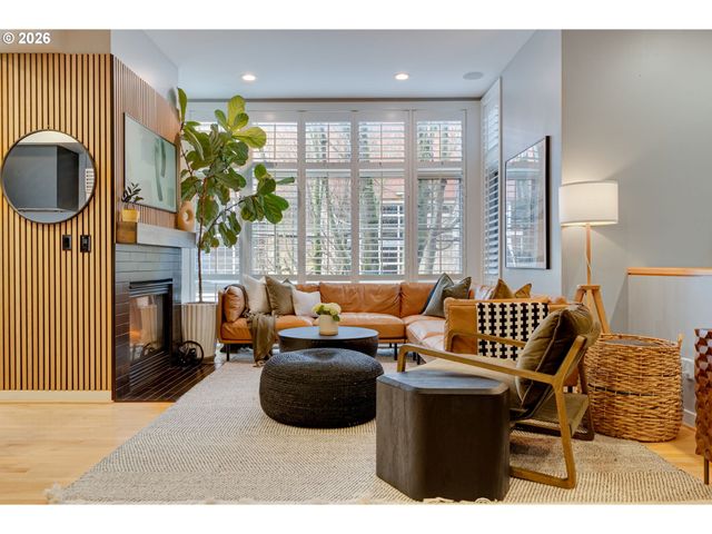 752 Nw 12TH Ave, Portland, OR 97209