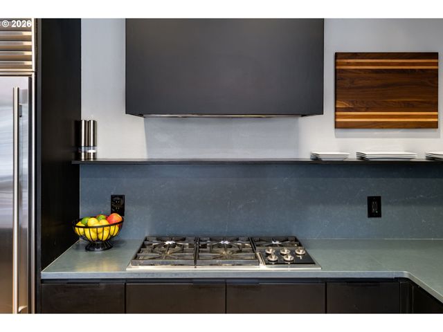 752 Nw 12TH Ave, Portland, OR 97209