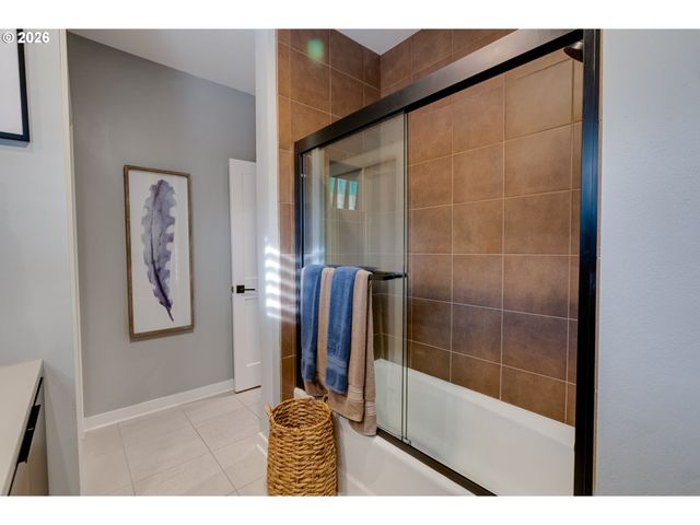 752 Nw 12TH Ave, Portland, OR 97209