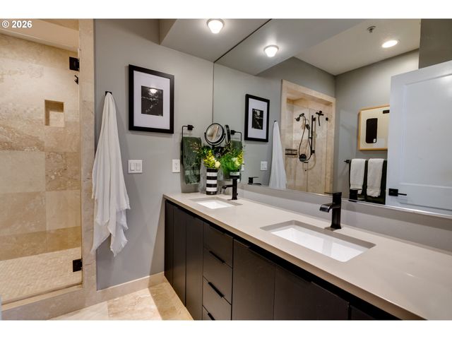 752 Nw 12TH Ave, Portland, OR 97209