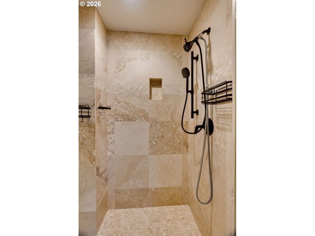 752 Nw 12TH Ave, Portland, OR 97209