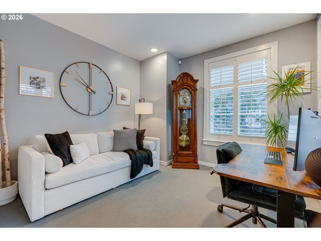 752 Nw 12TH Ave, Portland, OR 97209