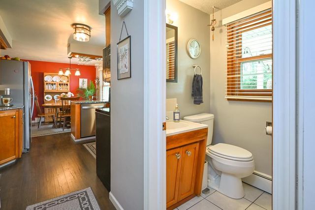 1738 DEBRA LANE, Green Bay, WI 54302