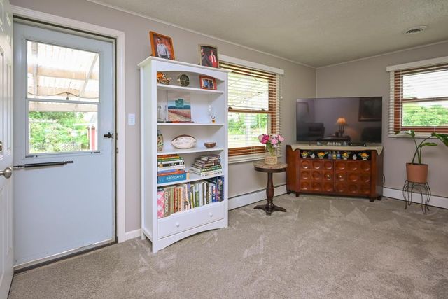 1738 DEBRA LANE, Green Bay, WI 54302