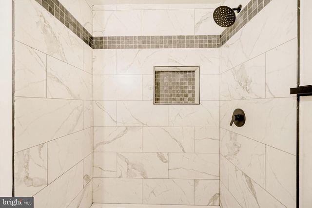 2764 THE ALAMEDA, Baltimore, MD 21218