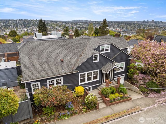 114 Queen Anne Drive, Seattle, WA 98109