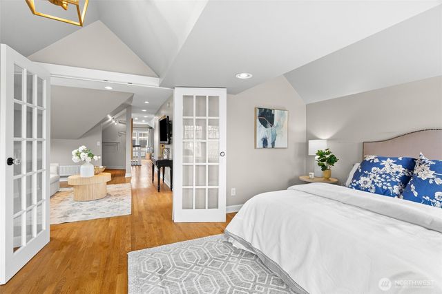 114 Queen Anne Drive, Seattle, WA 98109