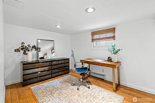 114 Queen Anne Drive, Seattle, WA 98109