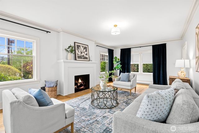 114 Queen Anne Drive, Seattle, WA 98109