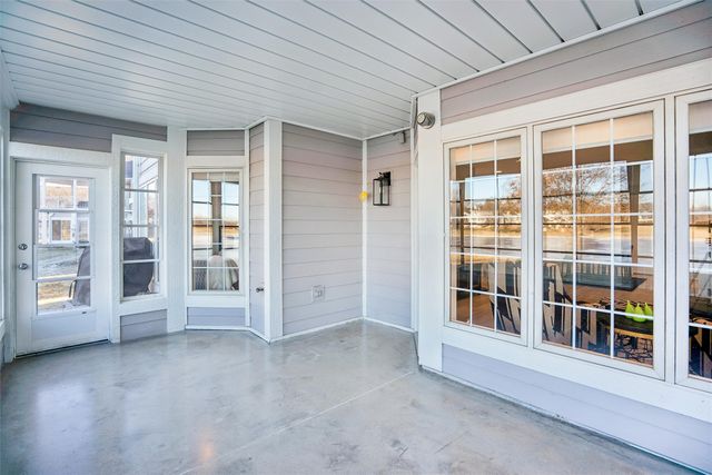 13619 Bay Hill Drive, Clive, IA 50325