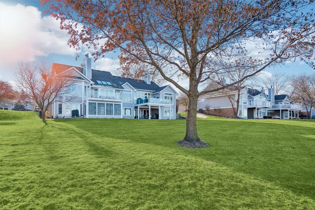 13619 Bay Hill Drive, Clive, IA 50325