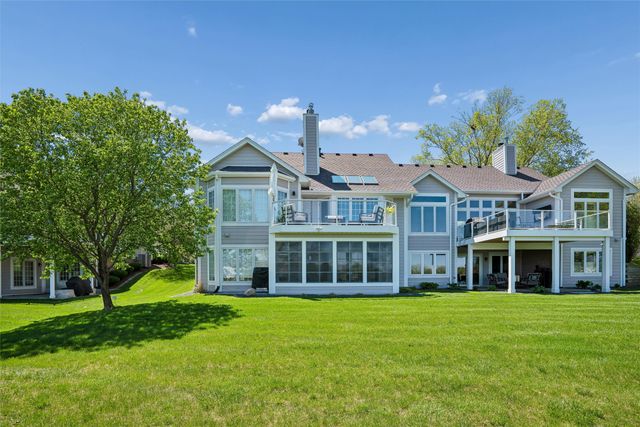13619 Bay Hill Drive, Clive, IA 50325