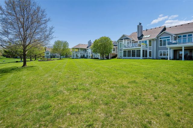 13619 Bay Hill Drive, Clive, IA 50325