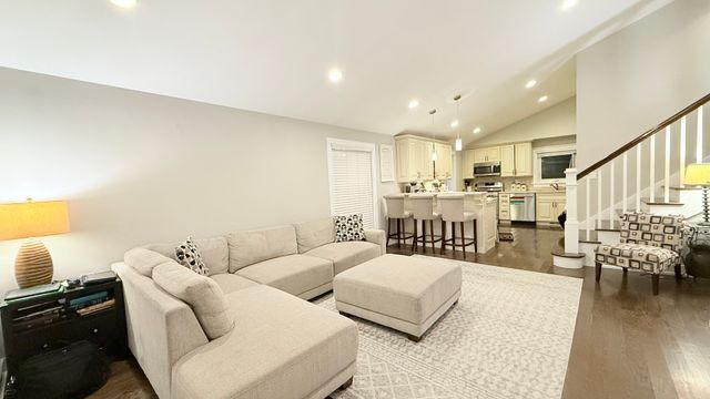 7020 wright Terrace, Niles, IL 60714