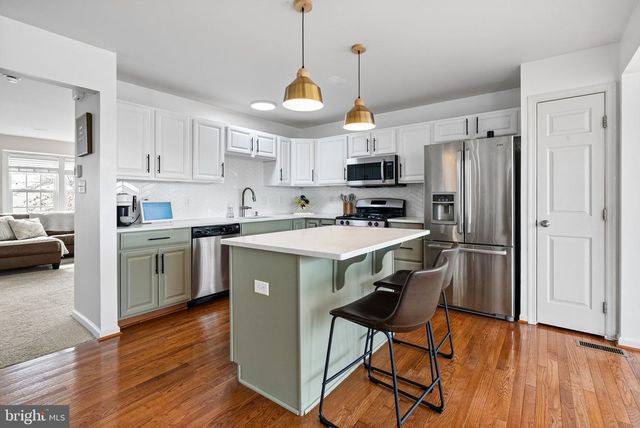 256 S SAVANNA DR, Pottstown, PA 19465