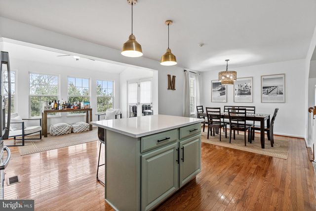 256 S SAVANNA DR, Pottstown, PA 19465