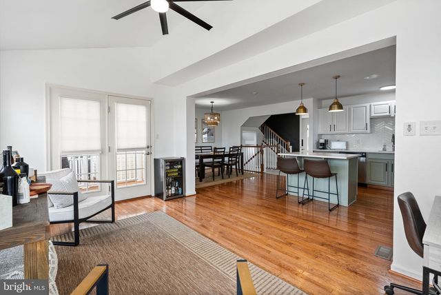 256 S SAVANNA DR, Pottstown, PA 19465