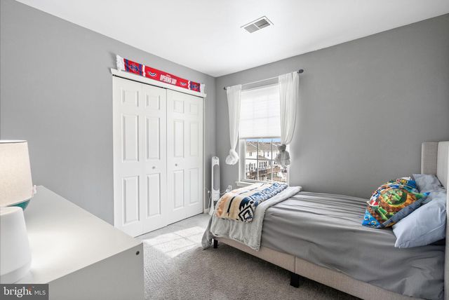 256 S SAVANNA DR, Pottstown, PA 19465