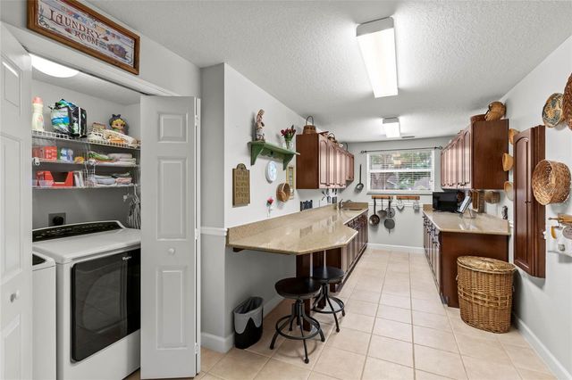 19624 SPRING OAK DRIVE, Eustis, FL 32736