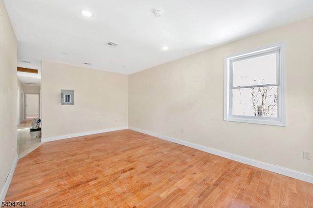 39 Ellis Ave, Irvington Twp., NJ 07111