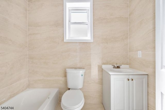 39 Ellis Ave, Irvington Twp., NJ 07111