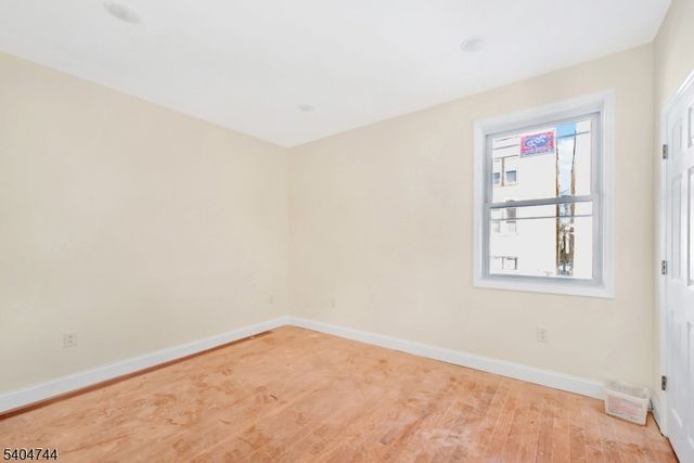 39 Ellis Ave, Irvington Twp., NJ 07111