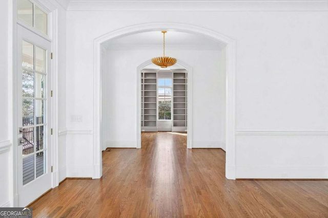 2147 Cooper Lake Road SE, Smyrna, GA 30080