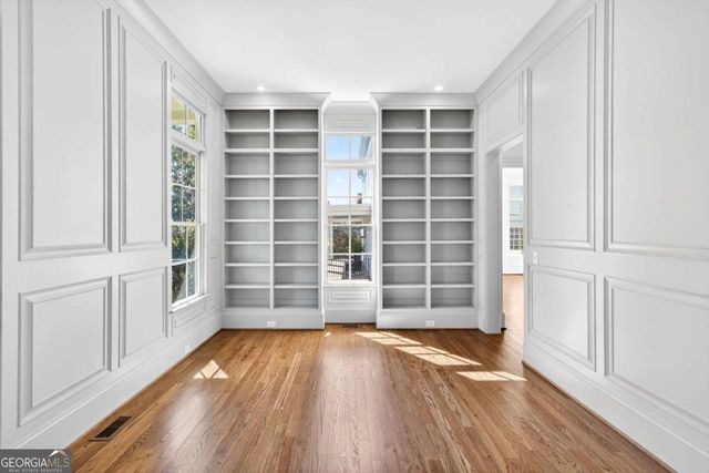 2147 Cooper Lake Road SE, Smyrna, GA 30080