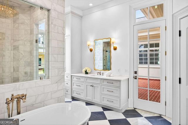 2147 Cooper Lake Road SE, Smyrna, GA 30080