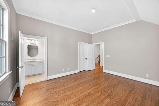 2147 Cooper Lake Road SE, Smyrna, GA 30080