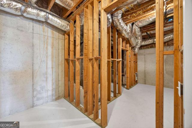 2147 Cooper Lake Road SE, Smyrna, GA 30080