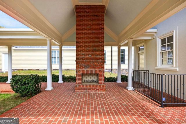 2147 Cooper Lake Road SE, Smyrna, GA 30080