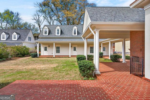 2147 Cooper Lake Road SE, Smyrna, GA 30080