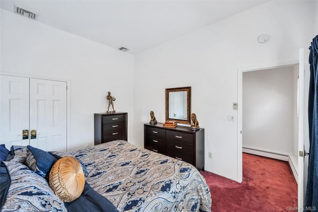 252 Cornwell Avenue, Malverne, NY 11565