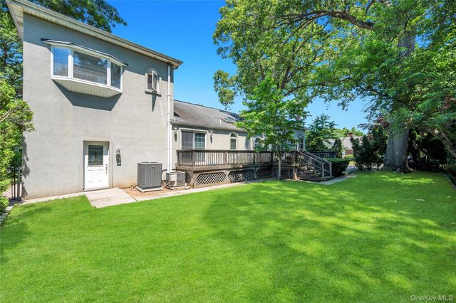 252 Cornwell Avenue, Malverne, NY 11565