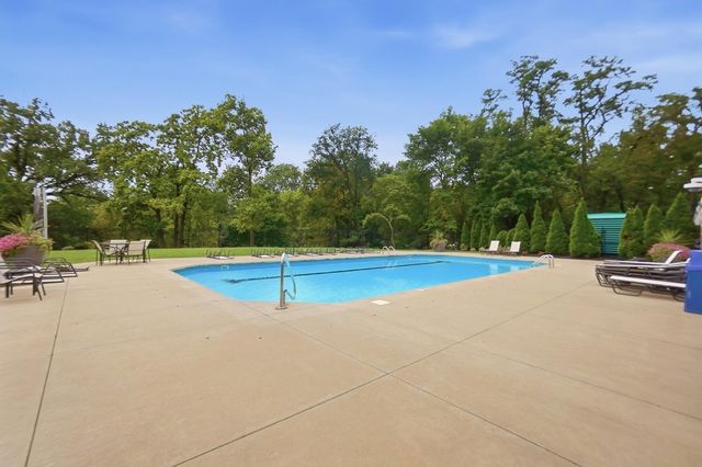 1000 Urlin Avenue, 12, Grandview Heights, OH 43212