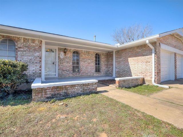 222 Shadybrook Place, Midwest City, OK 73110