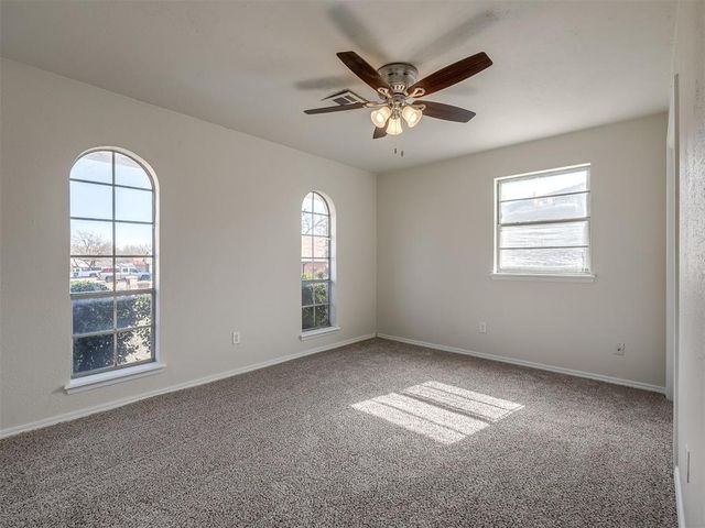 222 Shadybrook Place, Midwest City, OK 73110