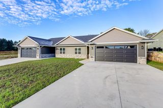 2510 Stoney Brook COURT, Manitowoc, WI 54220