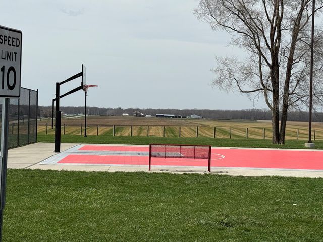 5218 Linton Street, Ashville, OH 43103