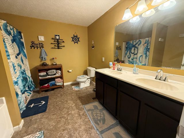 5218 Linton Street, Ashville, OH 43103