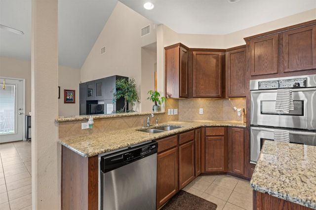 4007 Bluestone LN, Round Rock, TX 78665
