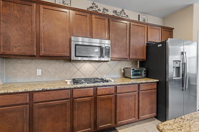 4007 Bluestone LN, Round Rock, TX 78665