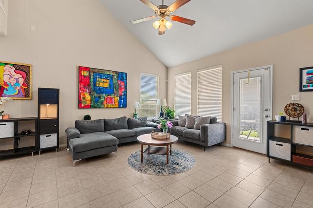 4007 Bluestone LN, Round Rock, TX 78665