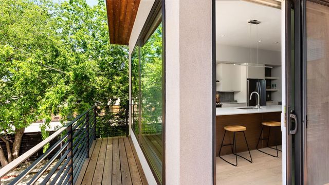 5605 Sunshine DR 11, Austin, TX 78756