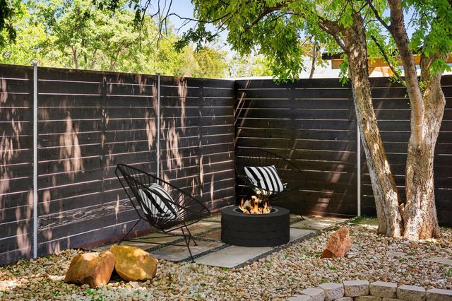 5605 Sunshine DR 11, Austin, TX 78756
