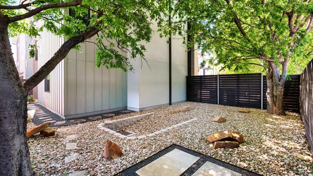 5605 Sunshine DR 11, Austin, TX 78756